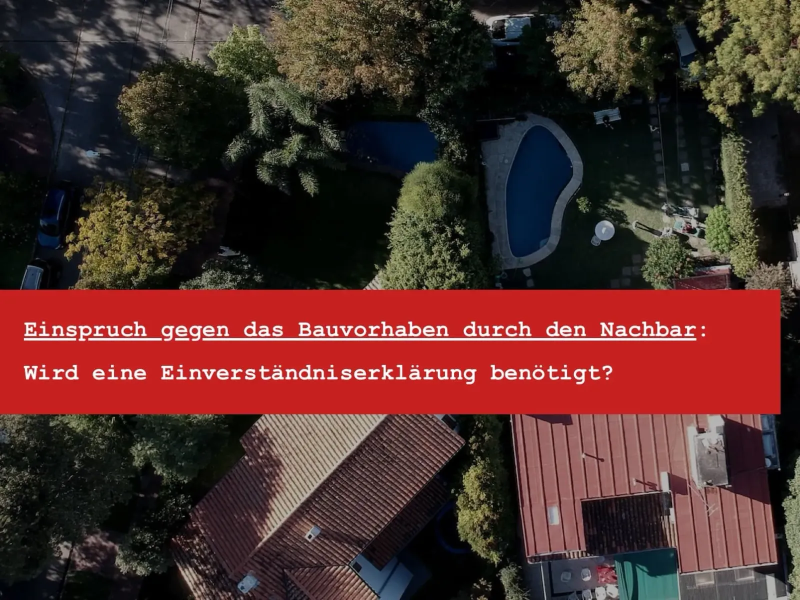 Bauplan und Grundstücksgrenze als Symbolbild für den Einspruch eines Nachbarn gegen ein Bauvorhaben